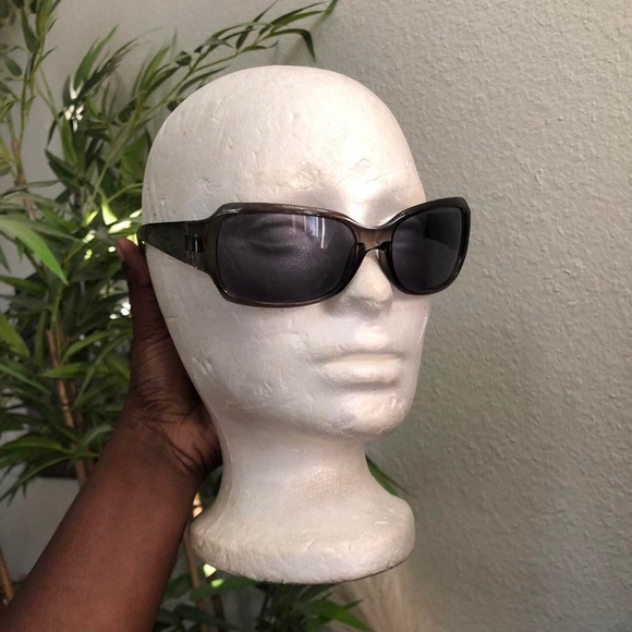 Y2K Baddie Cyber Goth Vixen Mcbling Black Round Square Chunky Sunglasses 2000s - Picture 1 of 7